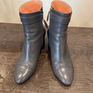 Rochas Grey Leather Ankle Boots. Authentic